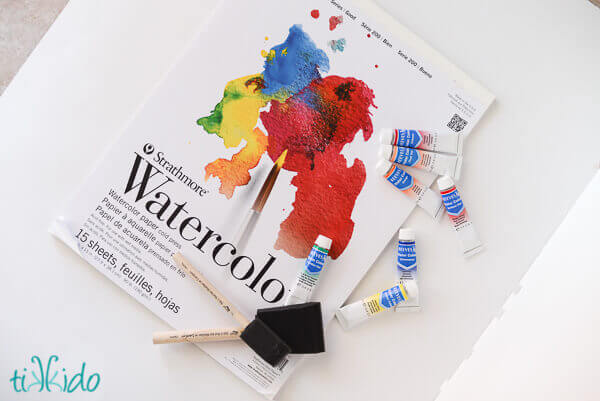 How to Create Simple, Striking Watercolor Scrapbook Paper Designs and ...